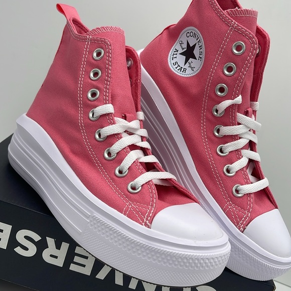 Converse WMNS High-Top Sneakers with Platform Sole A12302C CTAS MOVE HI
SNEAKY P - Picture 6 of 16